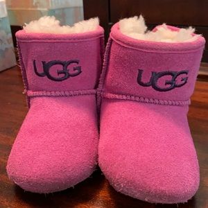 COPY - Baby/Toddler Uggs like new SO cute!
